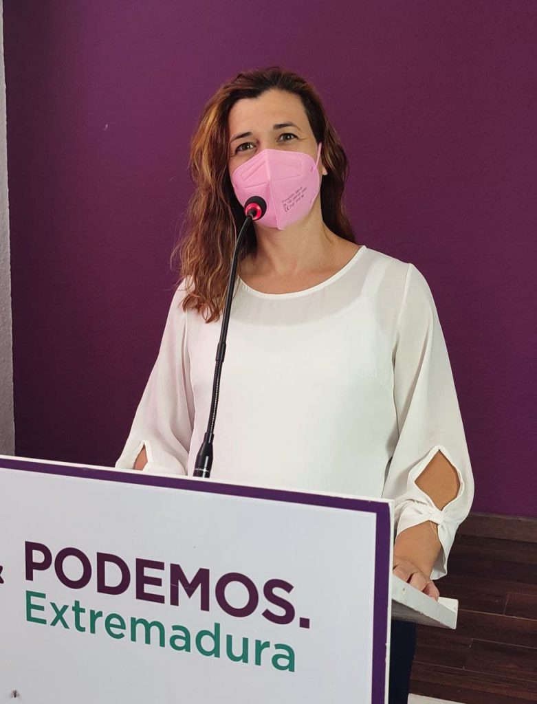 Mavi Mata, portavoz de Podemos Extremadura: “Ni un euro de dinero público para blanquear el abuso sexual” mavi mata