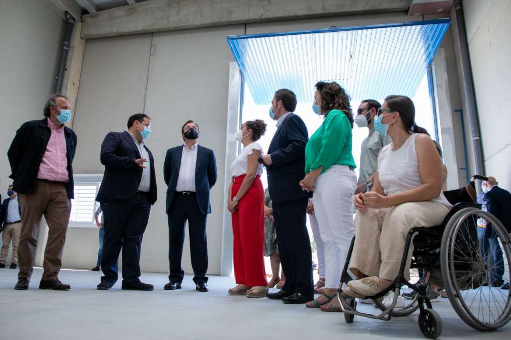 Vara insiste en que Extremadura estará en los próximos años en la vanguardia de los proyectos industriales de España vara 2