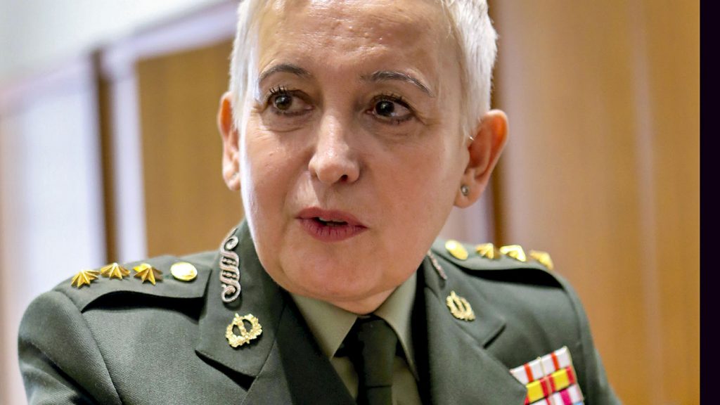 Asciende a General de la Fuerzas Armadas, Begoña Aramendía begona general