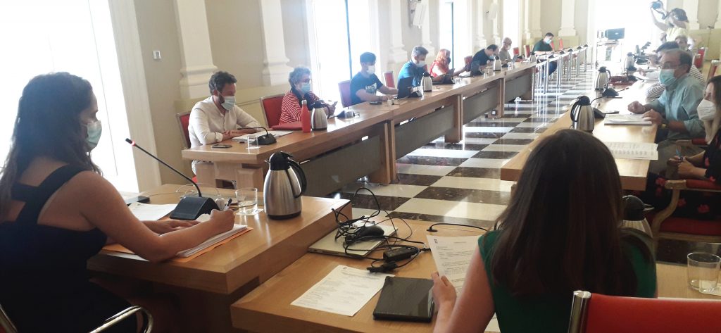 Economía y Hacienda del consistorio cacereño dictamina favorablemente sobre un préstamo de 8 millones de euros y la modificación de la Ordenanza del Impuesto sobre Bienes Inmuebles y del Impuesto de Vehículos de Tracción Mecánica ayto cc