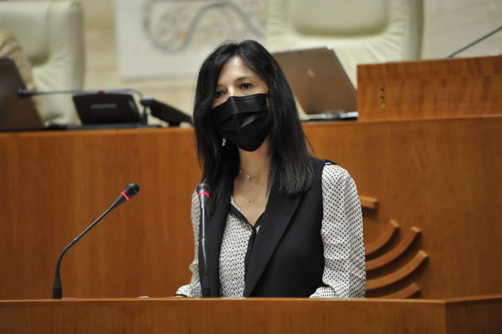 La Junta dispuesta a pactos con los grupos parlamentarios sobre los currículos de la LOMLOE esther
