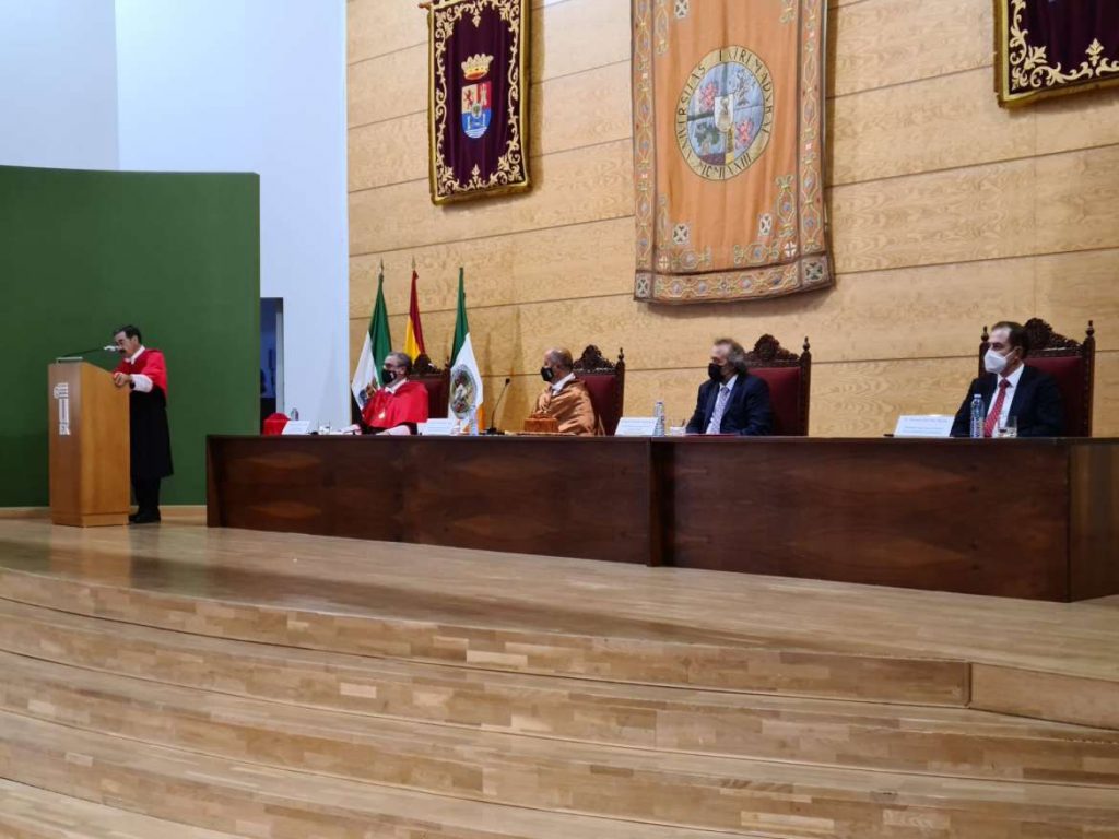 Inaugurado el nuevo curso académico 2021-22 de la Universidad de Extremadura unex 2