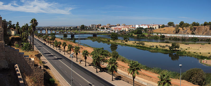 Badajoz Guadiana River from the Alcazaba 85p 2h