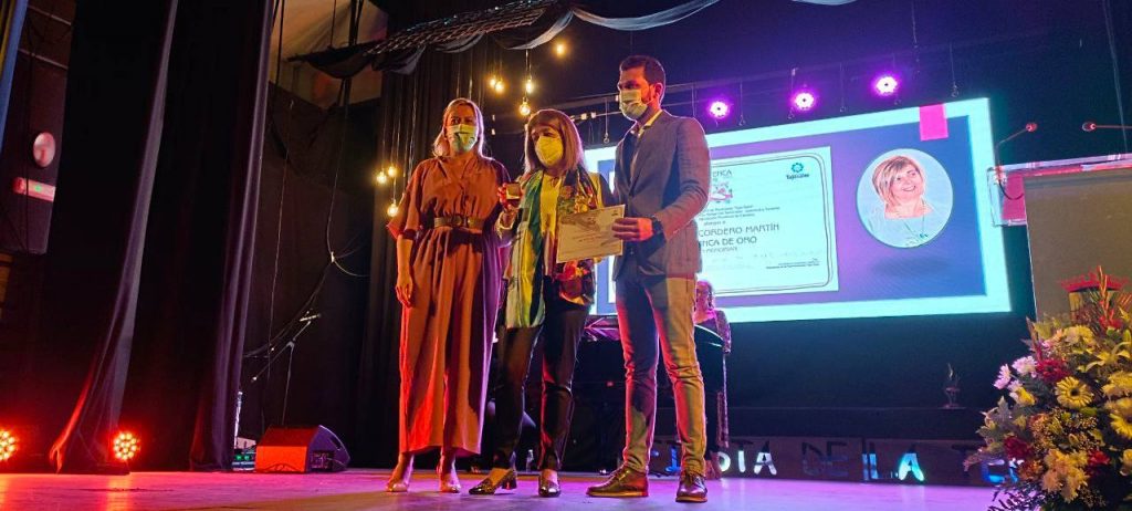 Regresa la entrega de la Tenca de Oro, concediéndose a Charo Cordero, in memoriam Entrega Tenca de Oro In memoriam