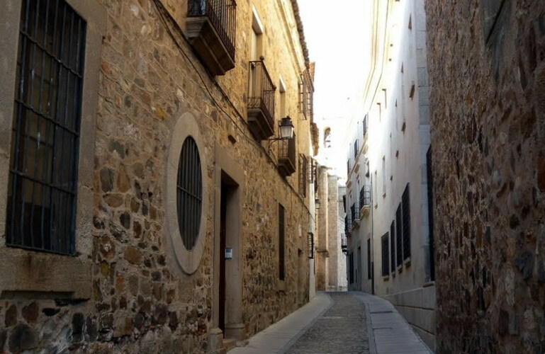 De tendencias y casas antiguas… caceres