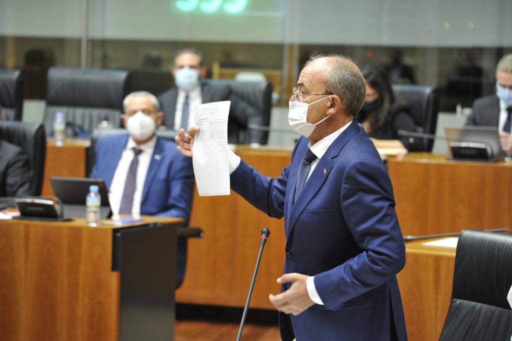Monago : El AVE no va a ser una realidad el año que viene porque no funciona ni el tren convencional monago