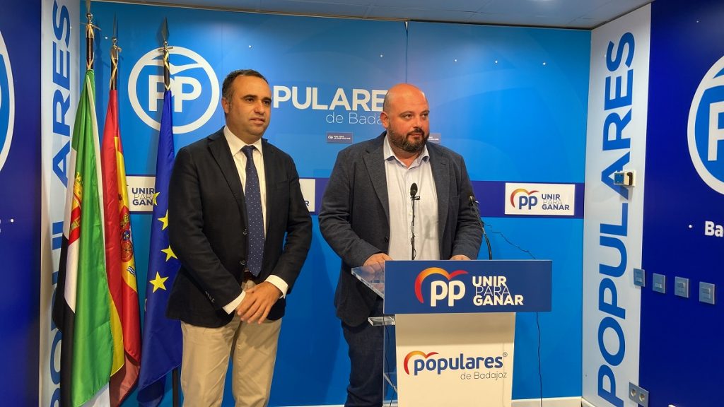 El PP de Badajoz y Granada inician una campaña para reivindicar como prioritaria la conversión de la N-432 en la futura A-81 pp badajoz