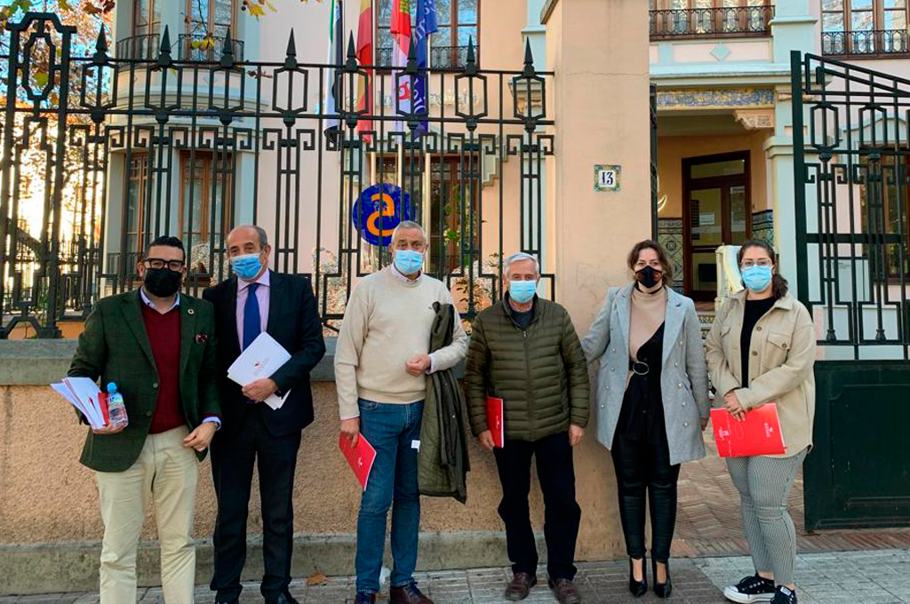 reunion diputacion caceres exclusion financiera cajalmendralejo