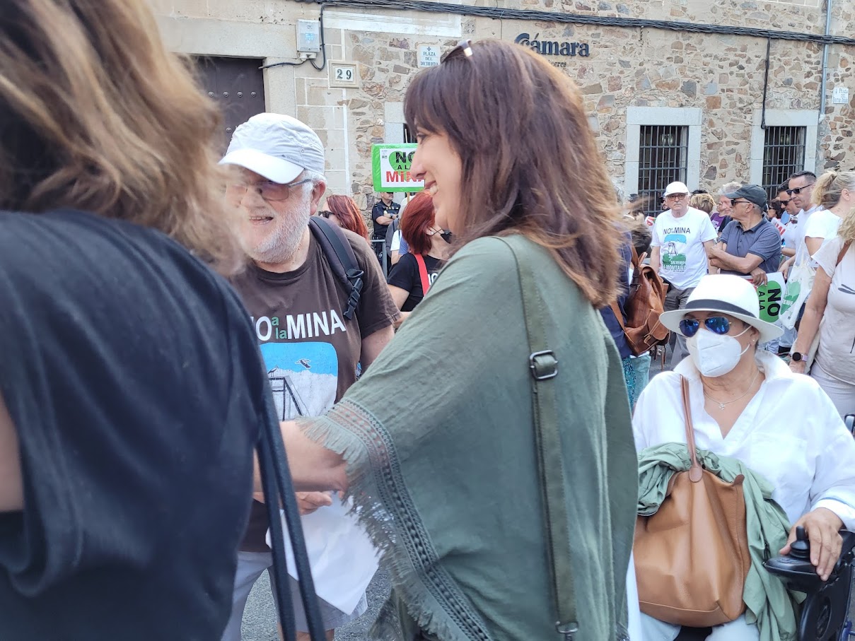 Consuelo Lopez en la concentracion del dia 31 organizada por la Plataforma