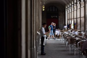 el paro baja en 116 personas en julio en extremadura y se situa en los 84 613 desempleados 2