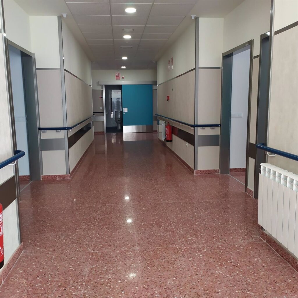 La residencia de mayores de Valverde del Fresno se amplía con ocho nuevas habitaciones dobles para asistidos la residencia de mayores de valverde del fresno se amplia con ocho nuevas habitaciones dobles para asistidos