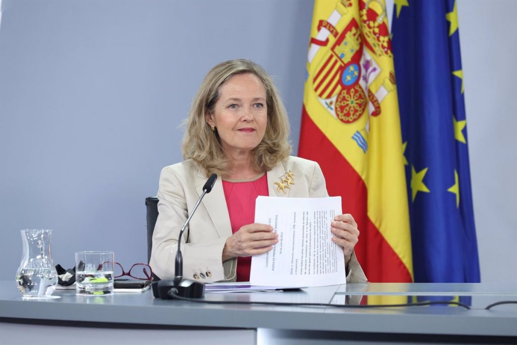 nadia calvino espera que el pp actue con responsabilidad y sentido comun y apoye el decreto energetico