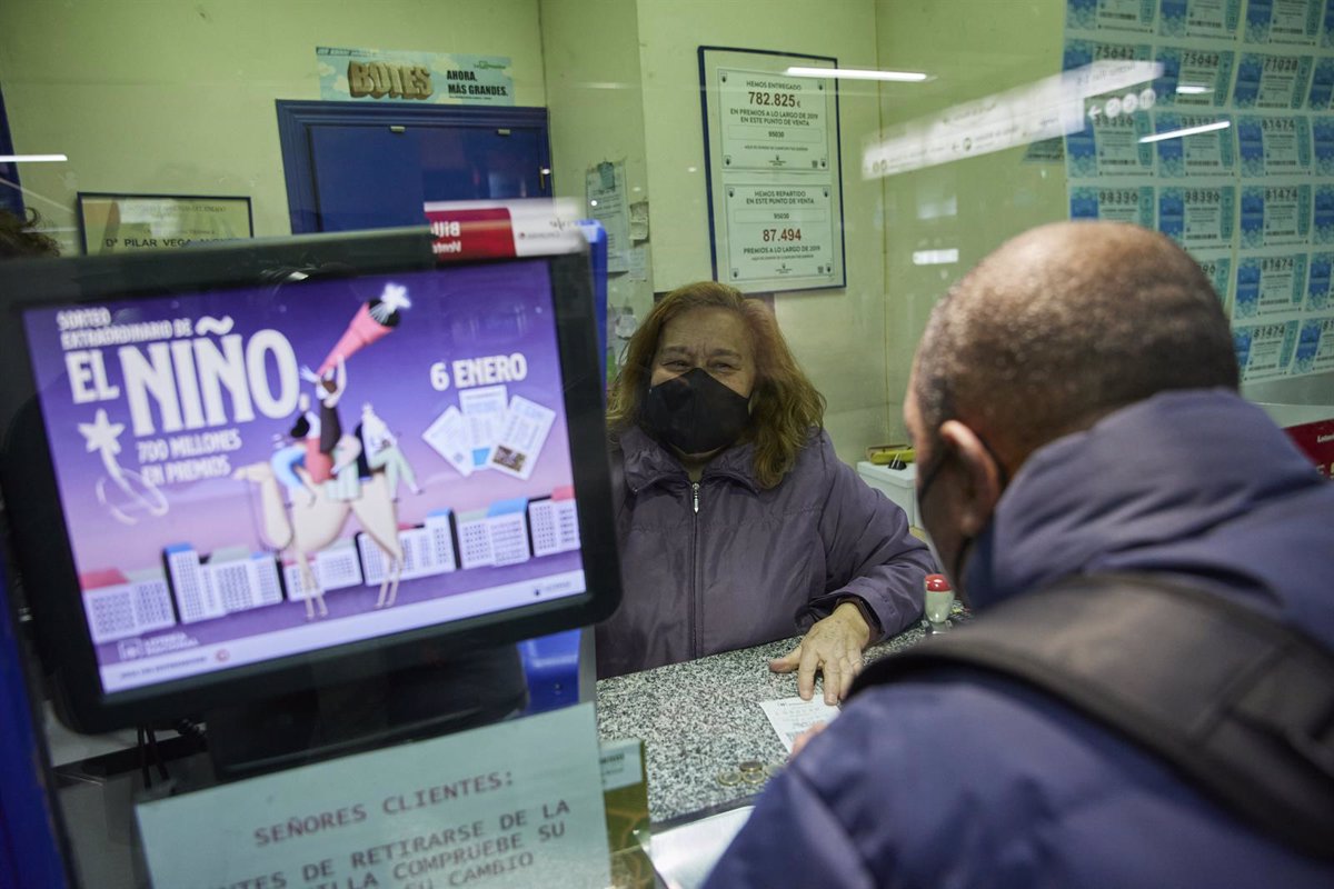 un acertante en almendralejo gana casi un millon de euros en el sorteo de la bonoloto