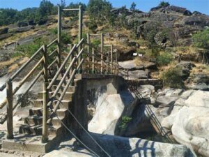 puente pilones garganta infiernos