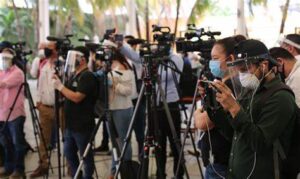 periodistas 1