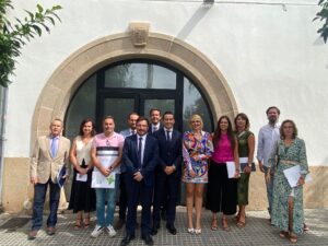 Reunion Avante puerta