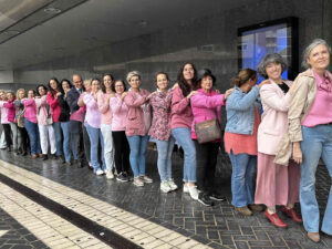 cadena humana cancer mama