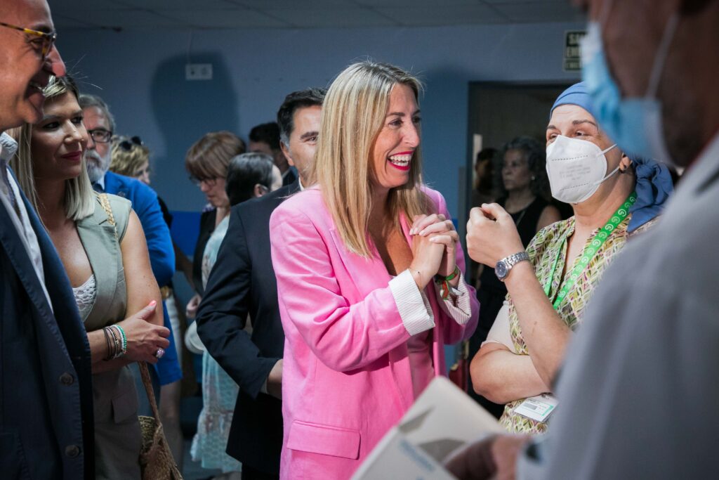 El Hospital San Pedro de Alcántara de Cáceres lidera la lucha contra la alopecia inducida por quimioterapia maria
