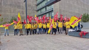 bomberos en lucha