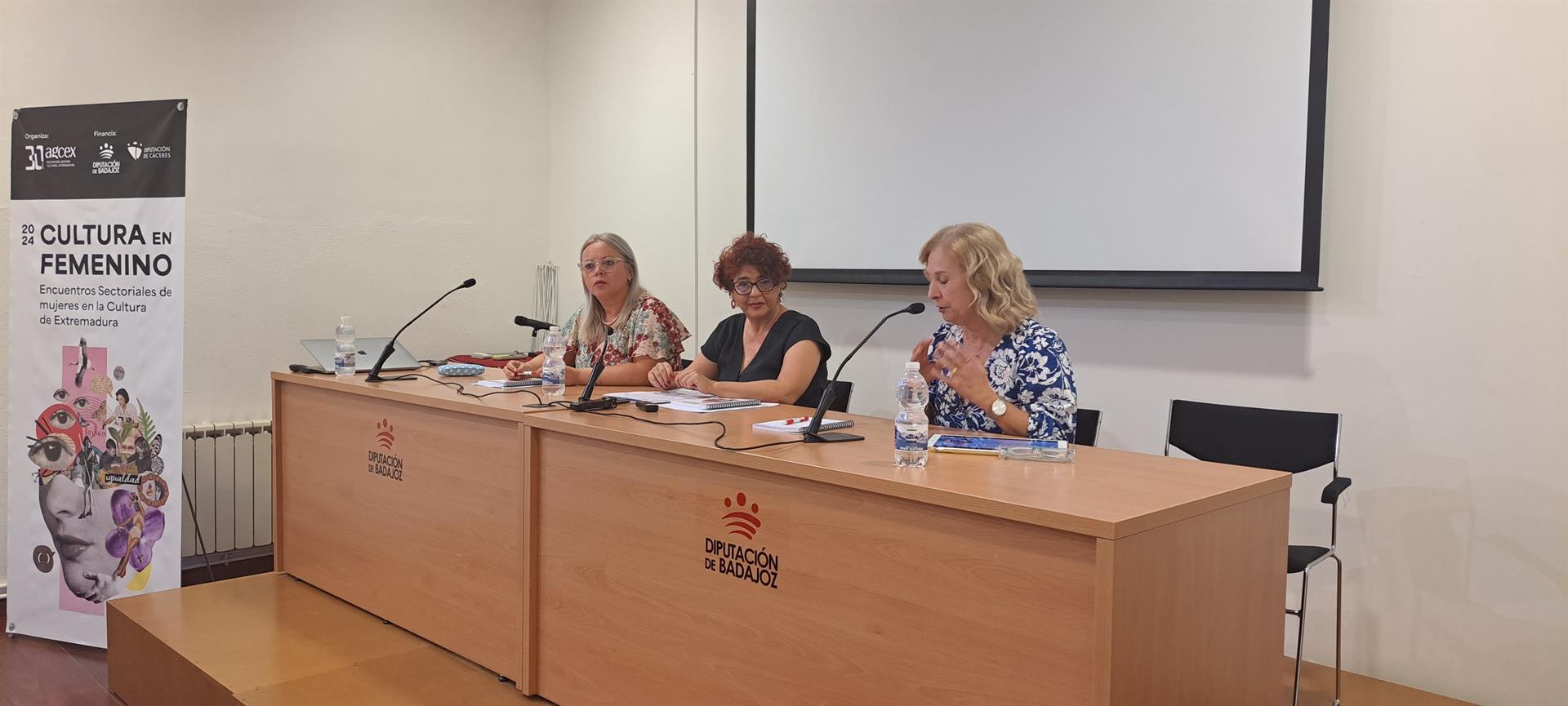 cultura en femenino