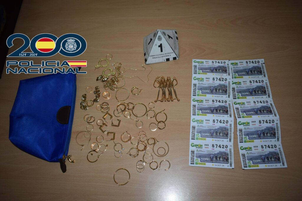 Detenidos dos individuos realizando el timo del tocomocho en Plasencia tocomocho