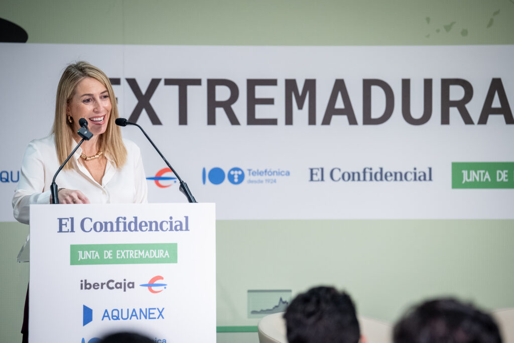 María Guardiola: "Extremadura merece una gestión transparente, madura y responsable maria guardiola