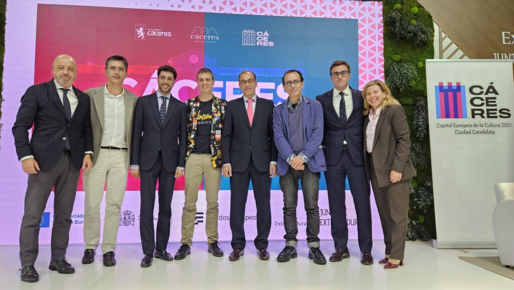 Cáceres se presenta en FITUR 2025 como una joya cultural en el horizonte europeo PRESENTACION CACERES CULTURA FITUR 2025 1
