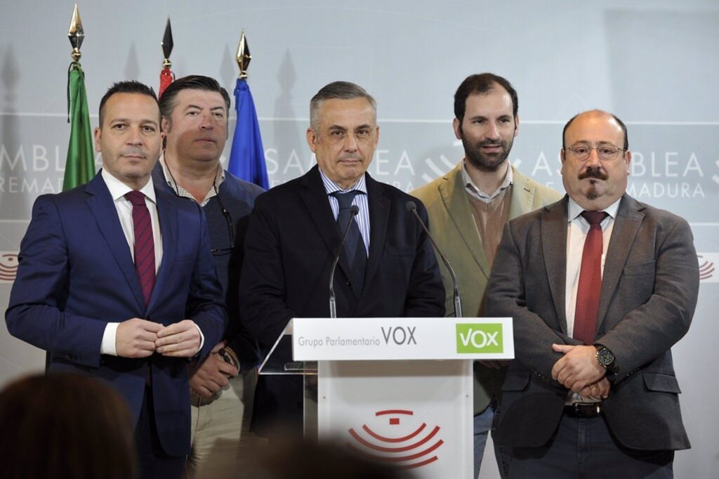 VOX acusa a Guardiola de traicionar a los extremeños y de fracasar en la negociaicón de los PGEx 2025 vox