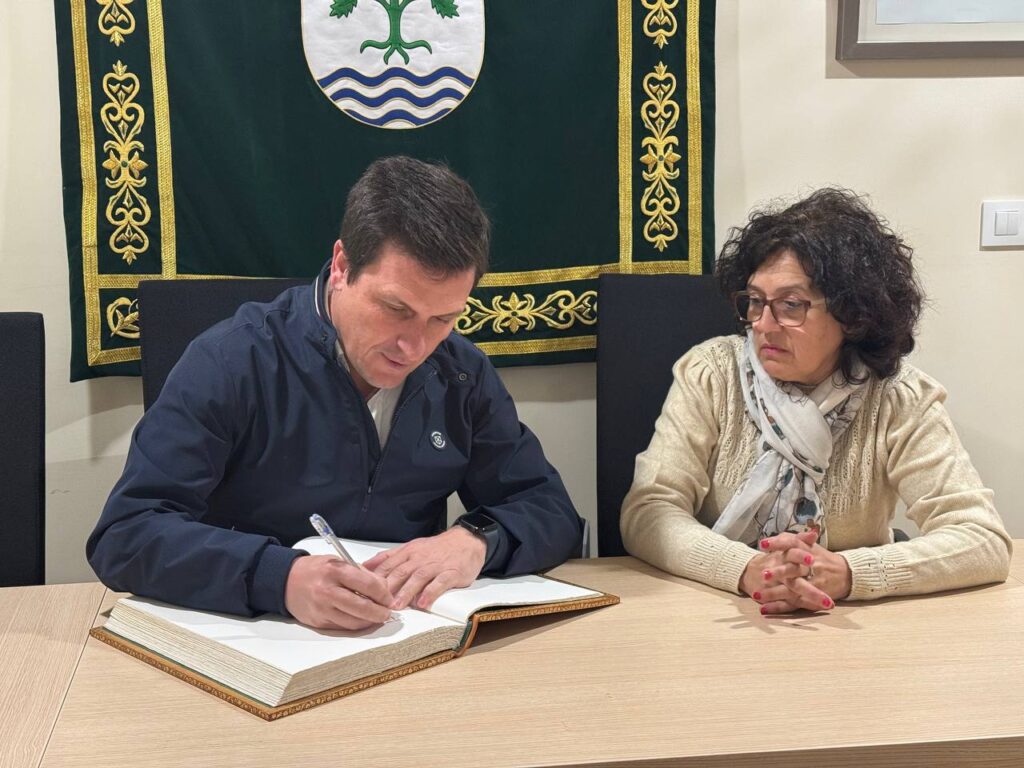 Diputación de Cáceres acondiciona los accesos a Rosalejo por el Camino de los Huertos 5902202225361537313