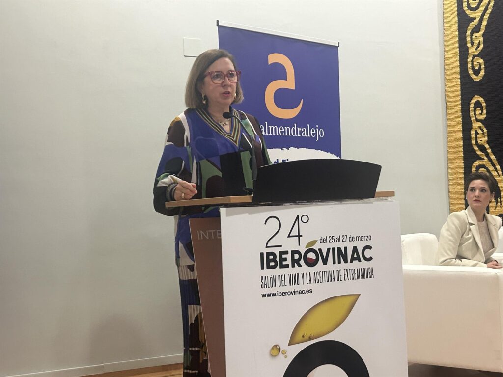La 24ª edición del Salón del Vino y la Aceituna, Iberovinac 2025, abrió sus puertas en Almendralejo iberovinac