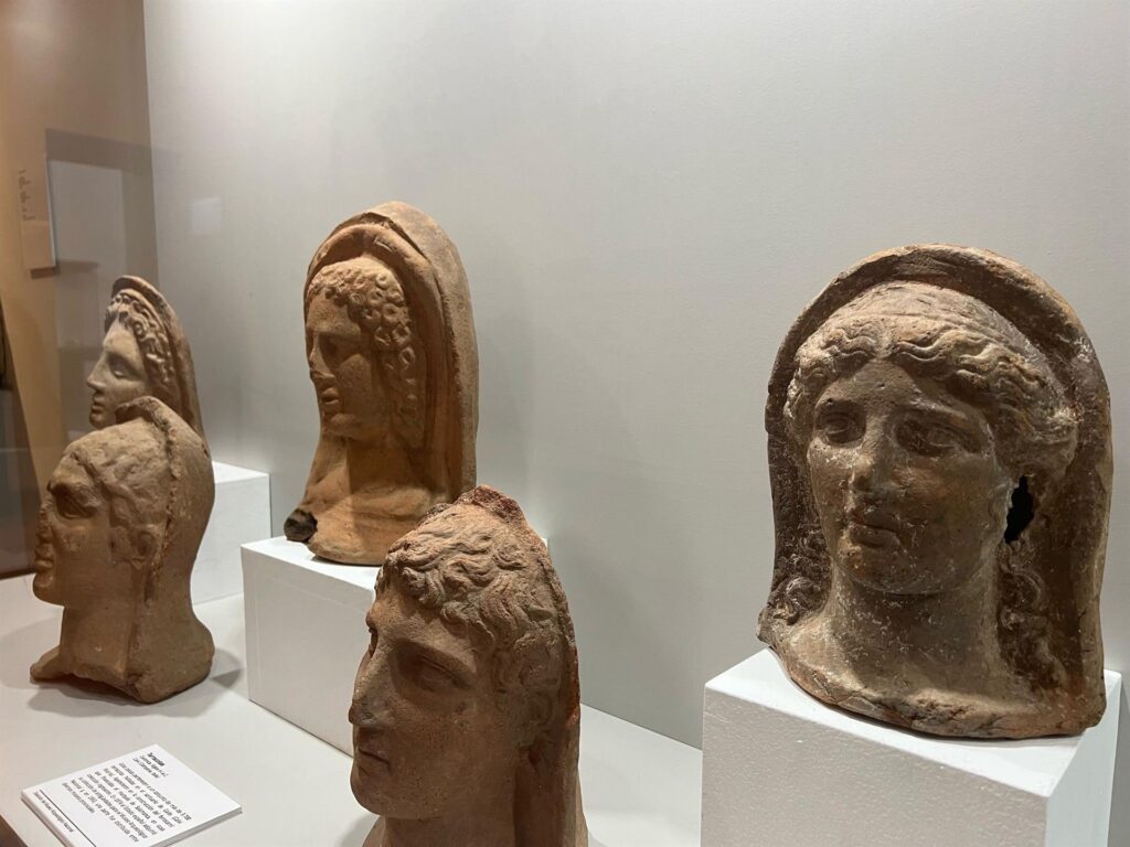 El Museo de Cáceres amplía su legado con piezas únicas de la historia romana y helenística monedas museo caceres