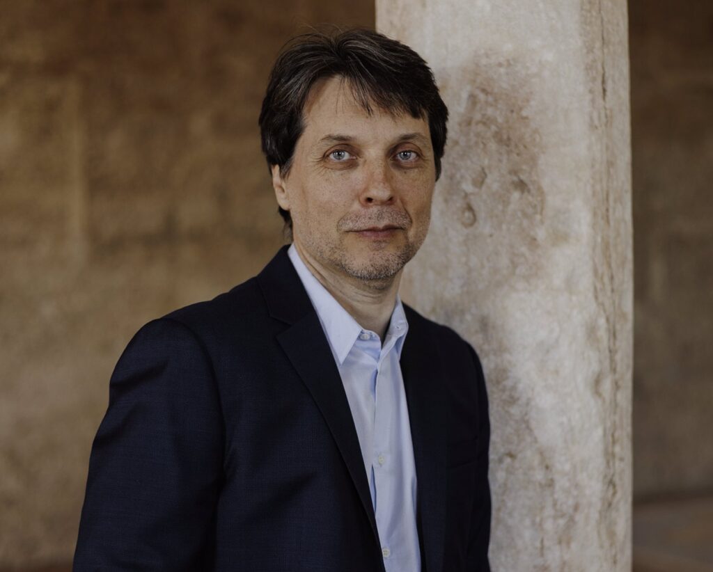 roberto fores