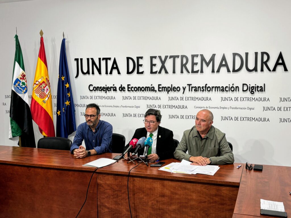 foto nota de prensa economia cermi