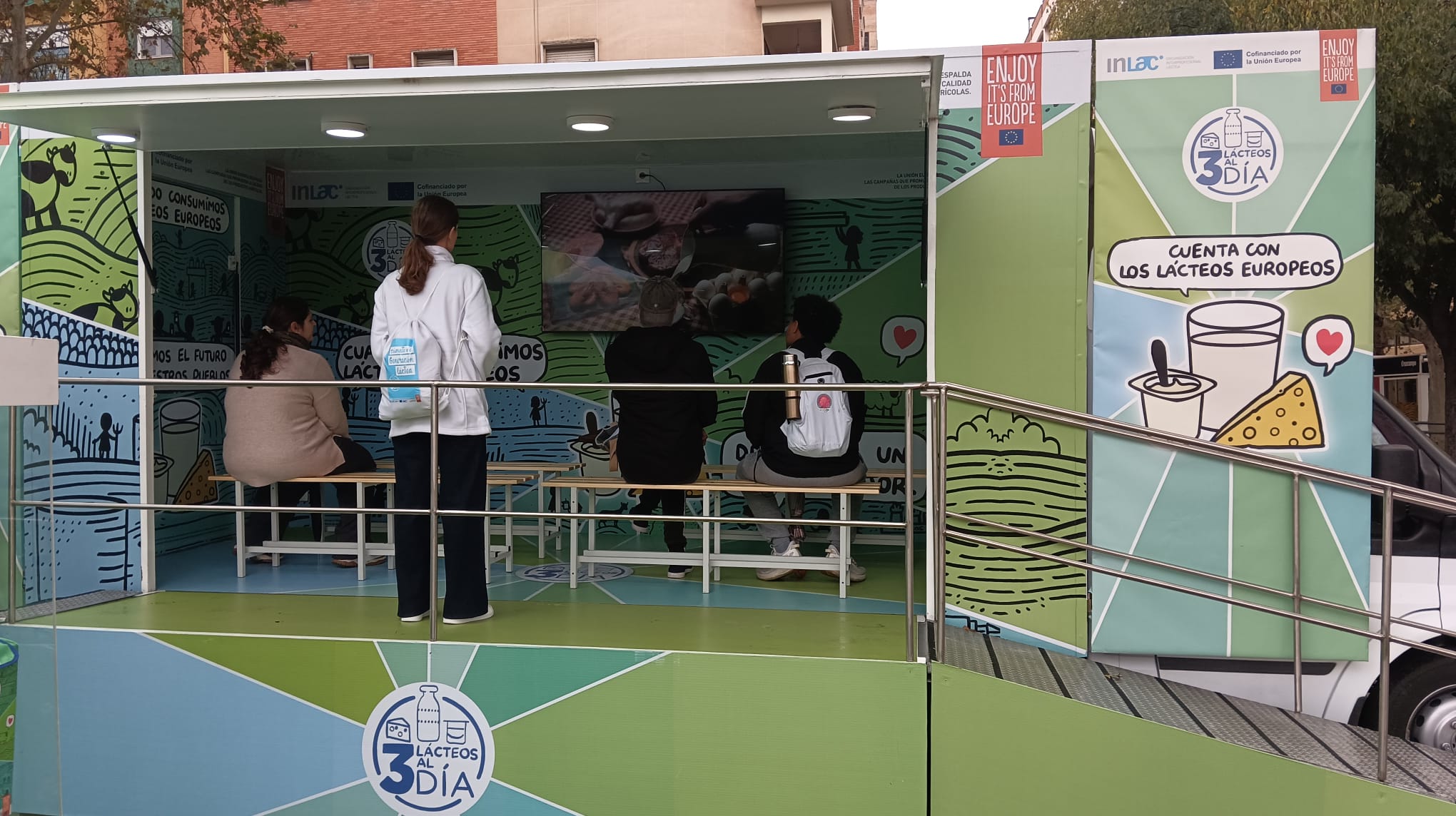 Badajoz se rinde ante los productos lácteos europeos lacteos ba 1