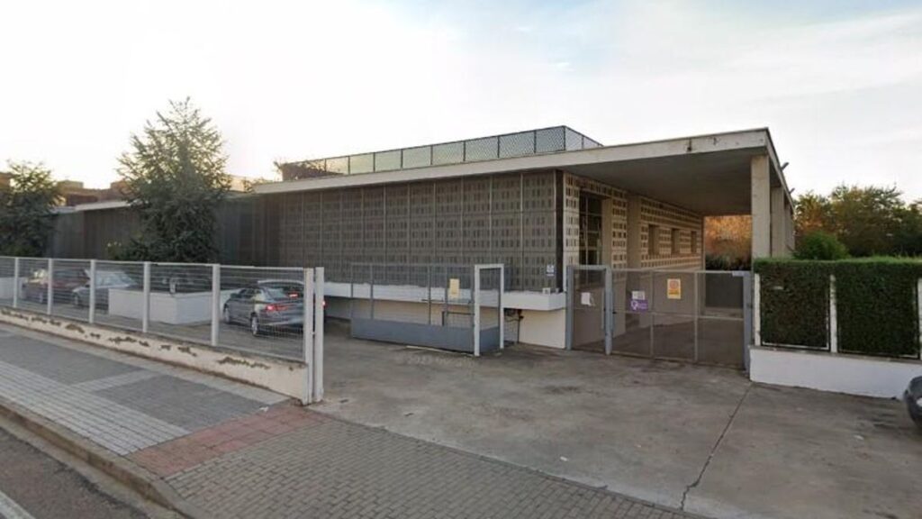 Se condena a dos menores y se absuelve a otros tres por sendos delitos de agresión sexual contra una menor en Mérida centro de menores de merida