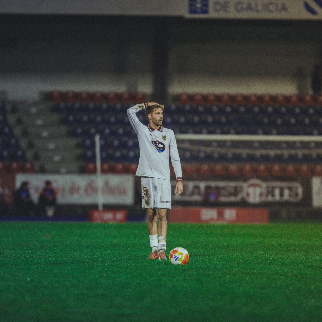 El CP Cacereño refuerza su centro del campo con la llegada de Nico Conesa WhatsApp Image 2026 01 06 at 17.49.28