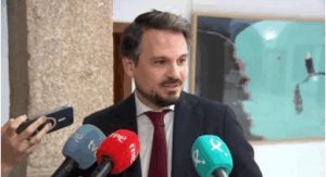 PP y Vox se acusan de “teatro”, “exigencias ocultas” y “desconfianza total” mientras el reloj avanza hacia nuevas elecciones abel bautista