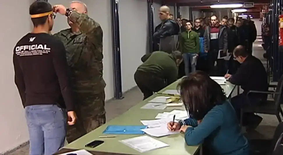 Cáceres recibe a 1.616 aspirantes al Ejército en una jornada clave que marca el inicio del nuevo ciclo militar en el Cefot soldaos