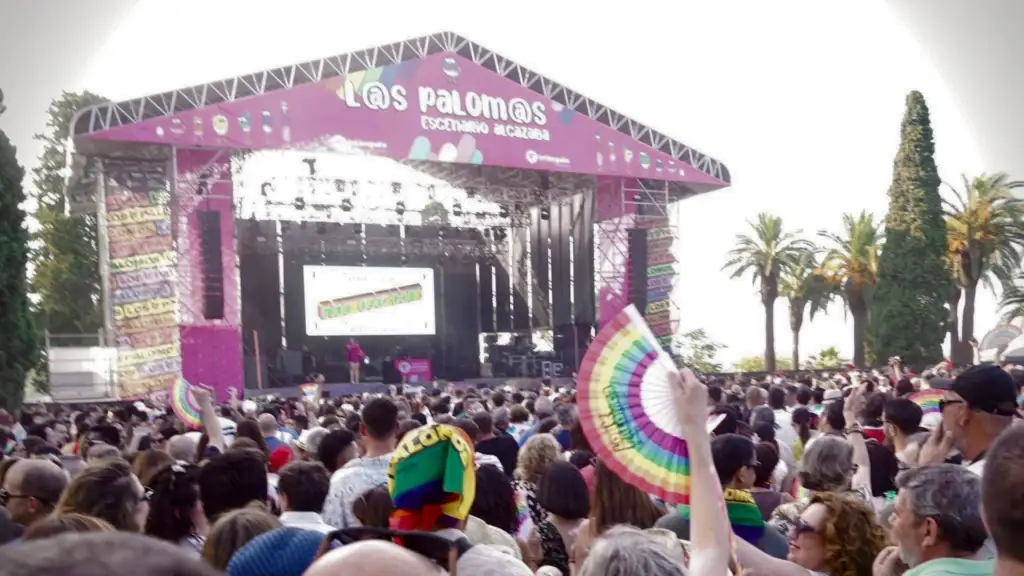 Los Palomos responden con 32.000 razones a la intolerancia, con la edición más multitudinaria y segura de su historia los palomos