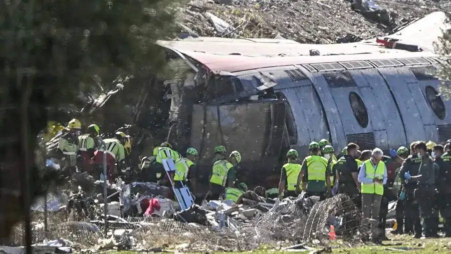 Al menos 64 muertos tras chocar un AVE y un Iryo en Urda URDA 6