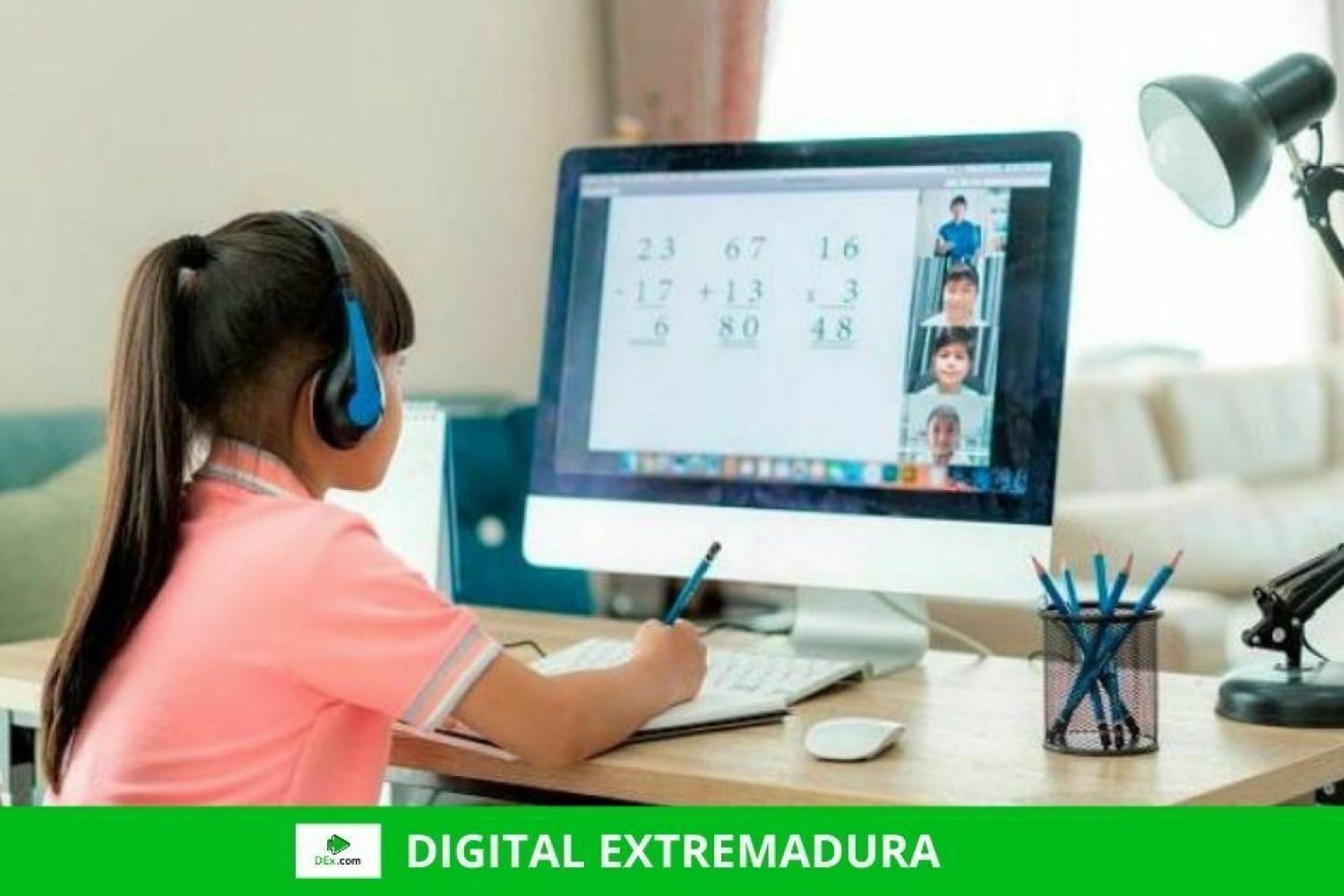 107 clases de centros educativos en formación a distancia en Extremadura