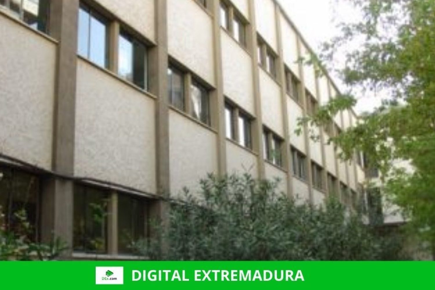 7 aulas más, de 6 centros educativos pasan a formación a distancia