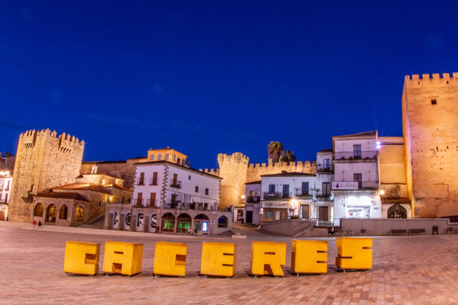 Caceres