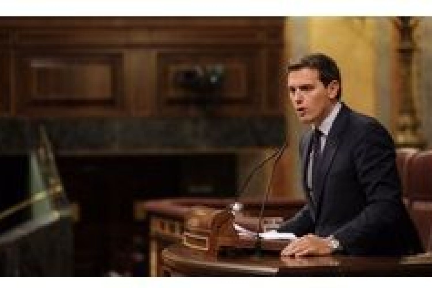 De izda a dcha, Casado, Rivera y Abascal.