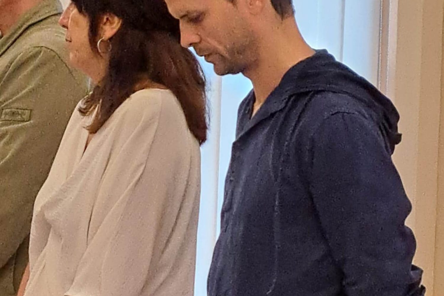 Consuelo López y Alvaro Jaén Minuto Silencio