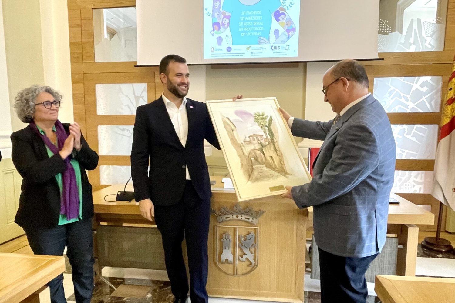 Entrega premio 25N