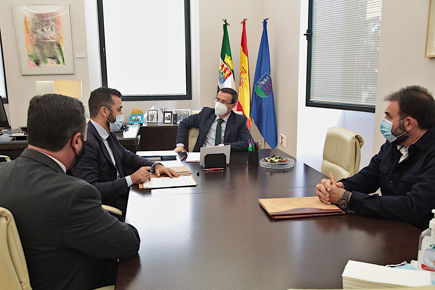 Firma convenio caixabank 
Diputacion de Badajoz ,Fotografo Santiago Rodriguez Casado