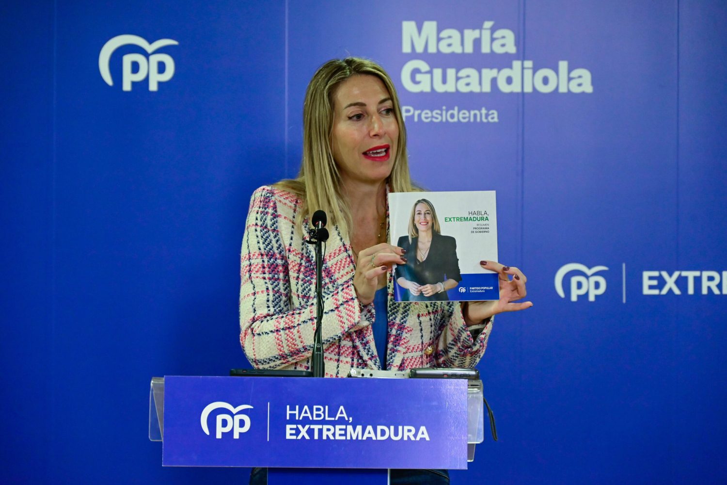 MERIDA. SEDE REGIONAL RUEDA DE PRENSA DE MARIA GUARDIOLA SOBRE LA SITUACION DE LAS ELCCIONES