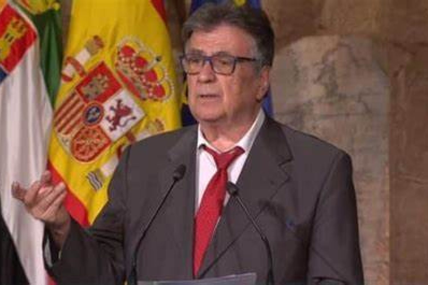 LUIS LANDERO