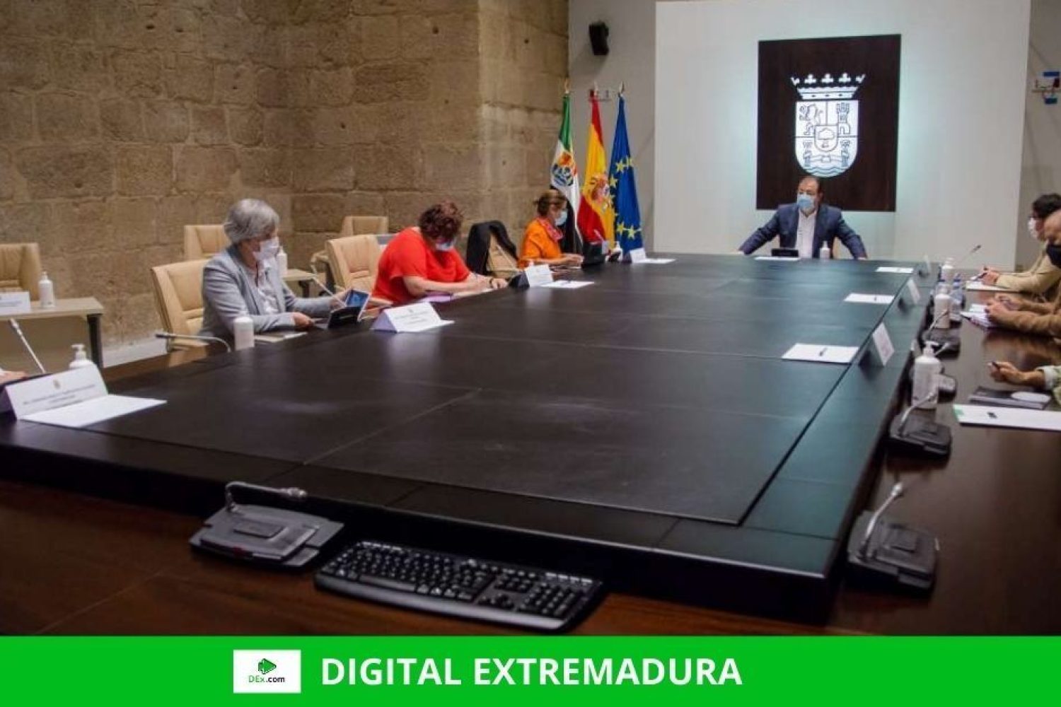 MEDIDAS DE APOYO PARA LA EDUCACIÓN DIGITAL EN EXTREMADURA